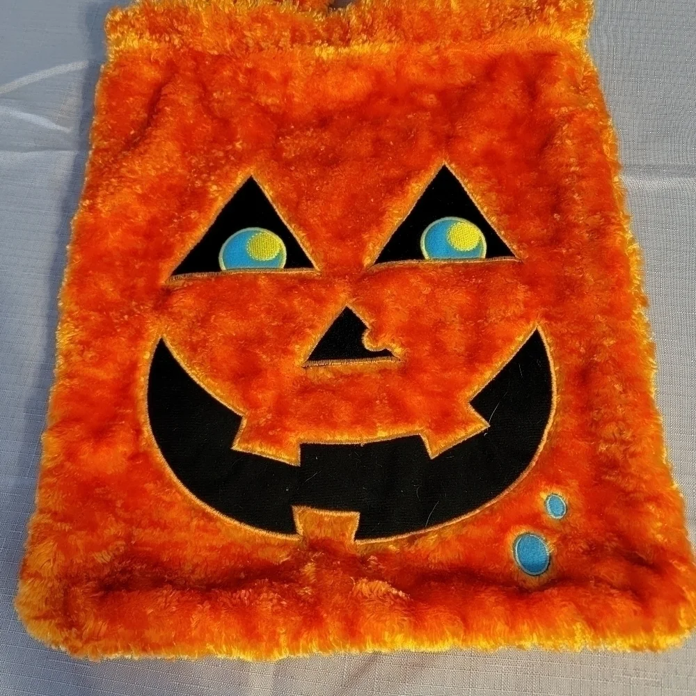 Halloween Pumpkin Plush Jack O Lantern plush Fuzzy Treat Candy Tote Bag T35
